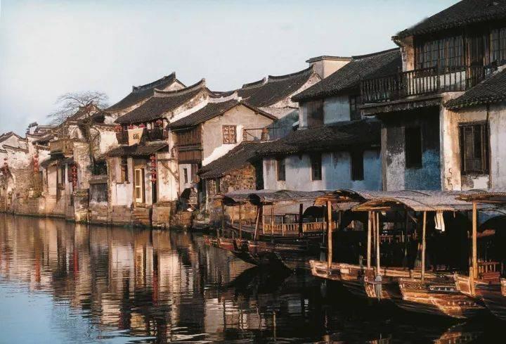 如何辨别不锈钢轴流风机和玻璃钢轴流风机?